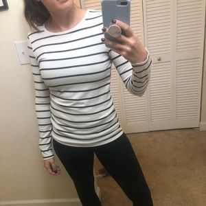 Striped black and white long sleeve tee